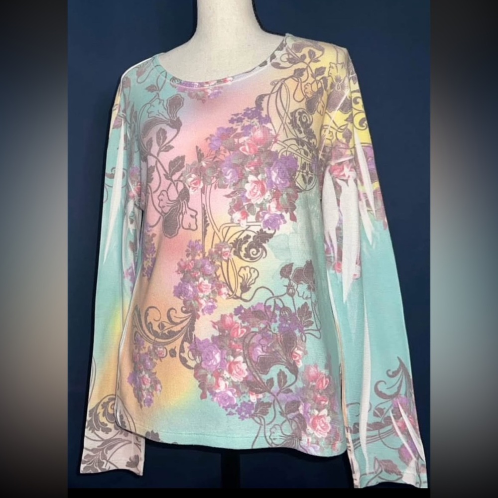 Vintage Suzie floral pastel long sleeve